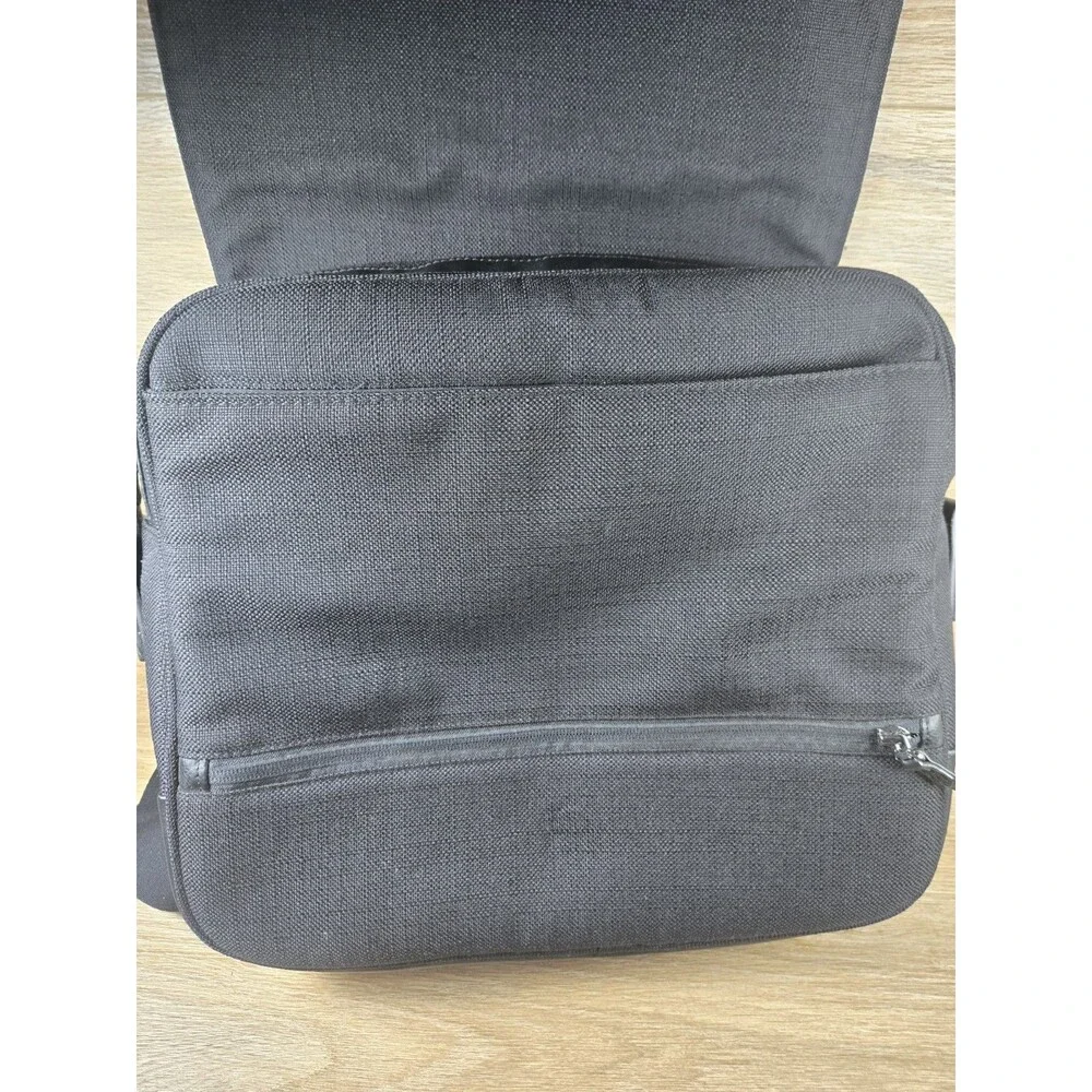 Nuna Verona Baby Diaper Bag Messenger Shoulder Strap Backpack (Bag Only)